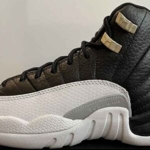 Nike Air Jordan Retro 12 Youth Size 5